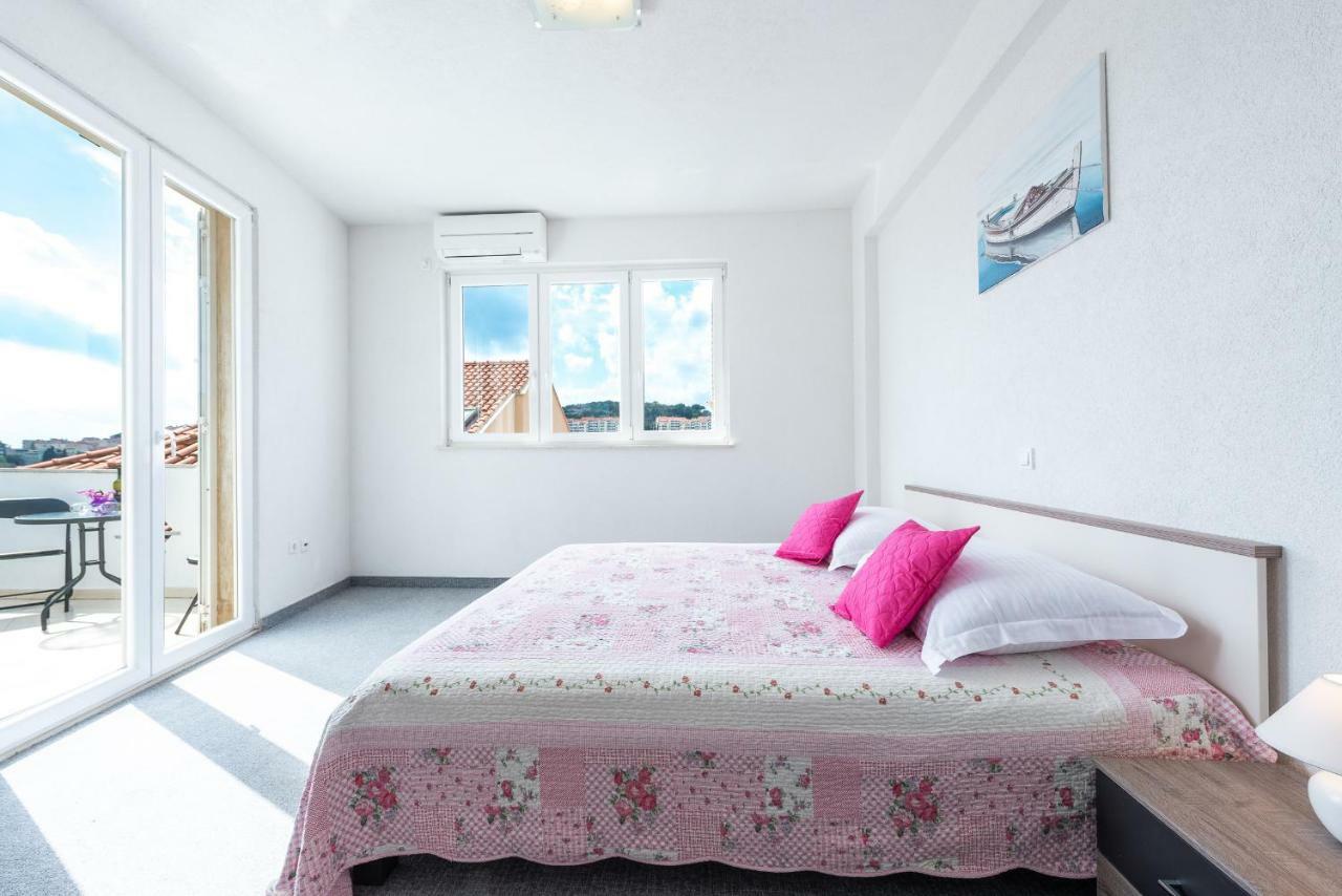 Luxury Sensation Spacious & Free Private Garage Ragusa Esterno foto