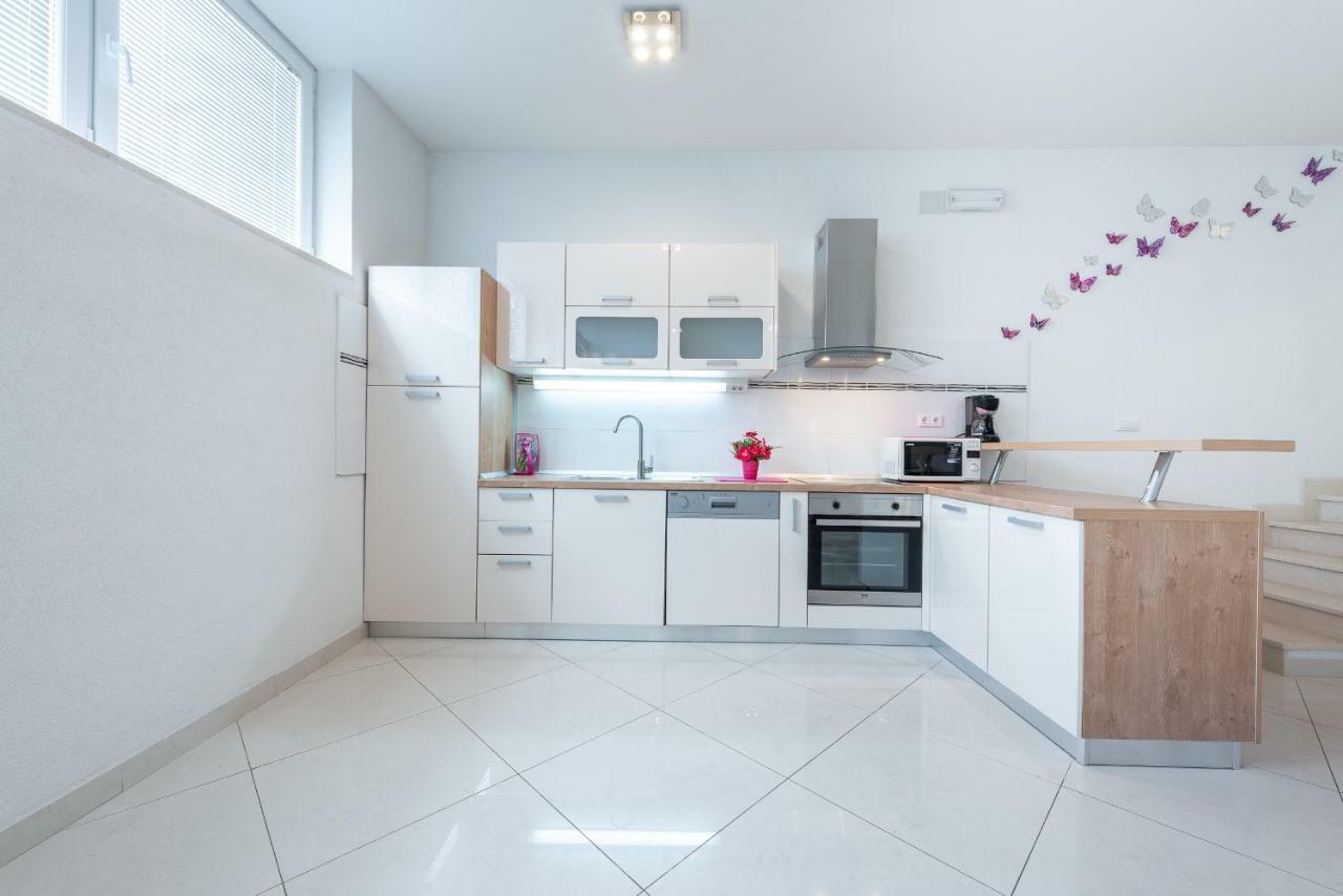 Luxury Sensation Spacious & Free Private Garage Ragusa Esterno foto